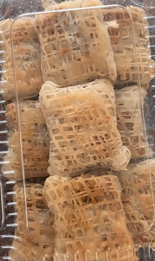 Fried Small Sized Reshteh Khoshkar