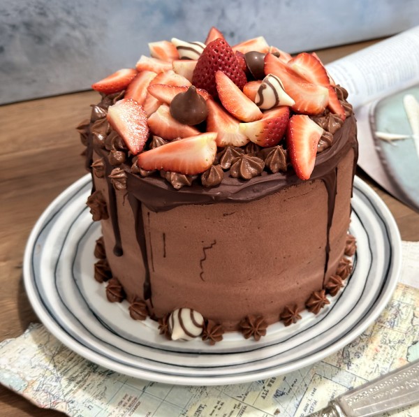 Chocolate Cake 18 cm