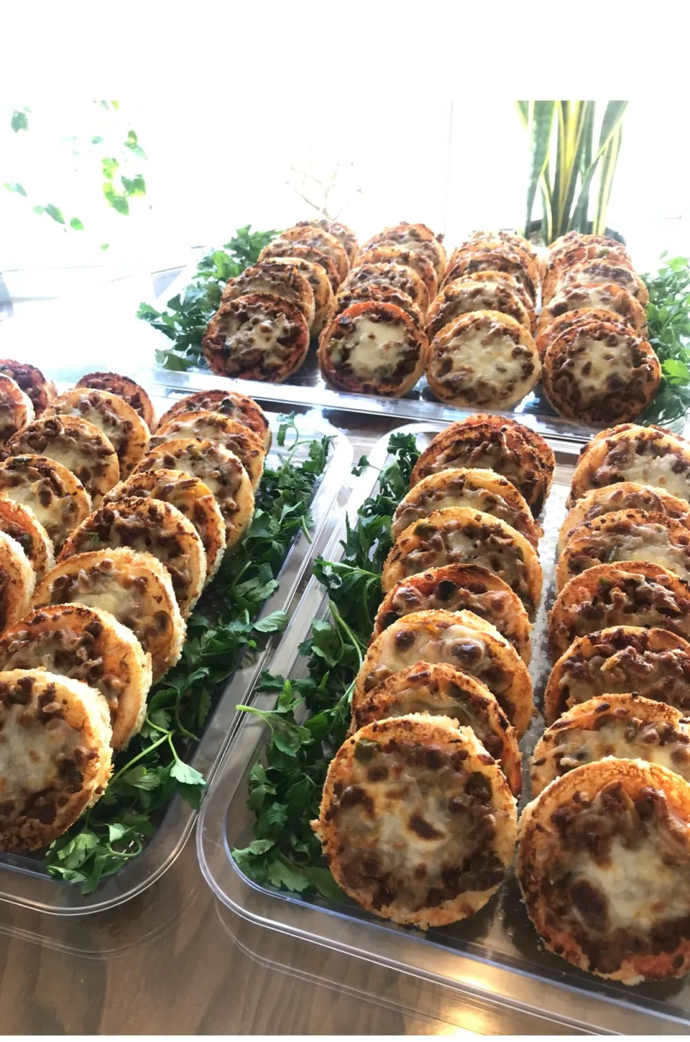 Mini meat pizza
