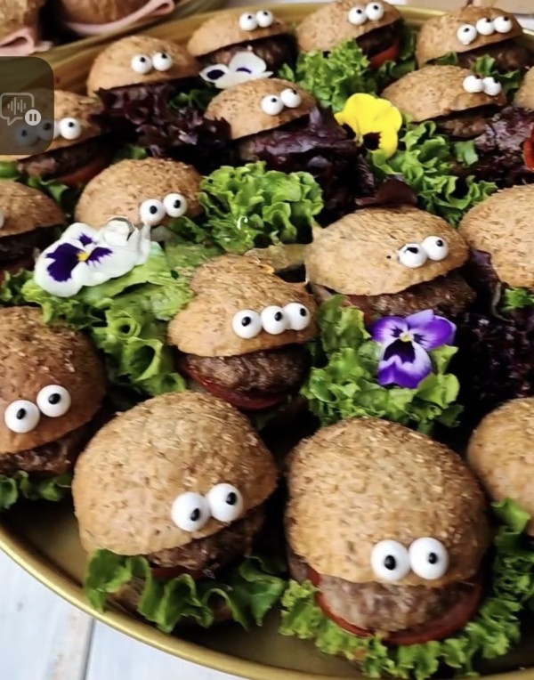 silly burger  20 pcs